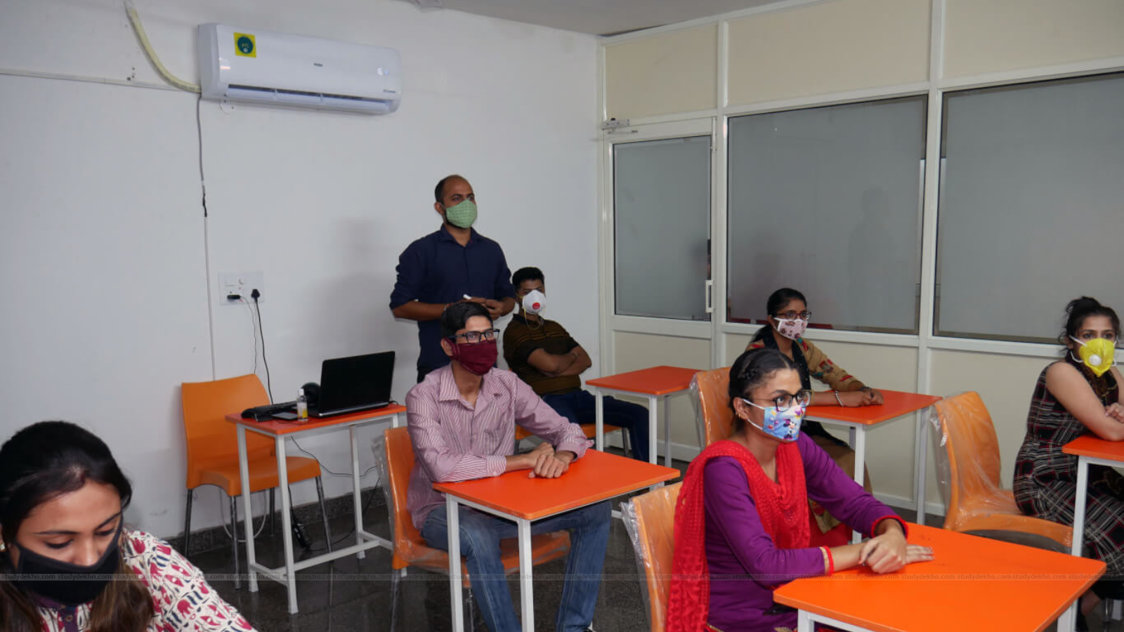 Amaze Classes Chandigarh Hero Slider - 1