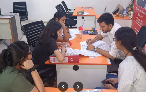 Career Launcher Nagpur  Hero Slider - 3