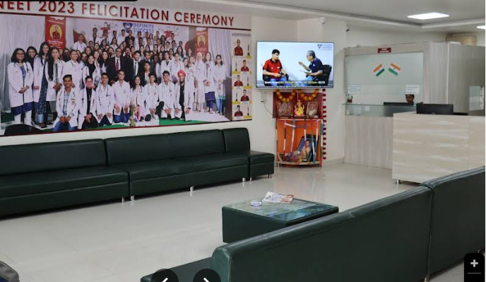 Definite Success Classes NEET JEE Foundation Bhopal Hero Slider - 3