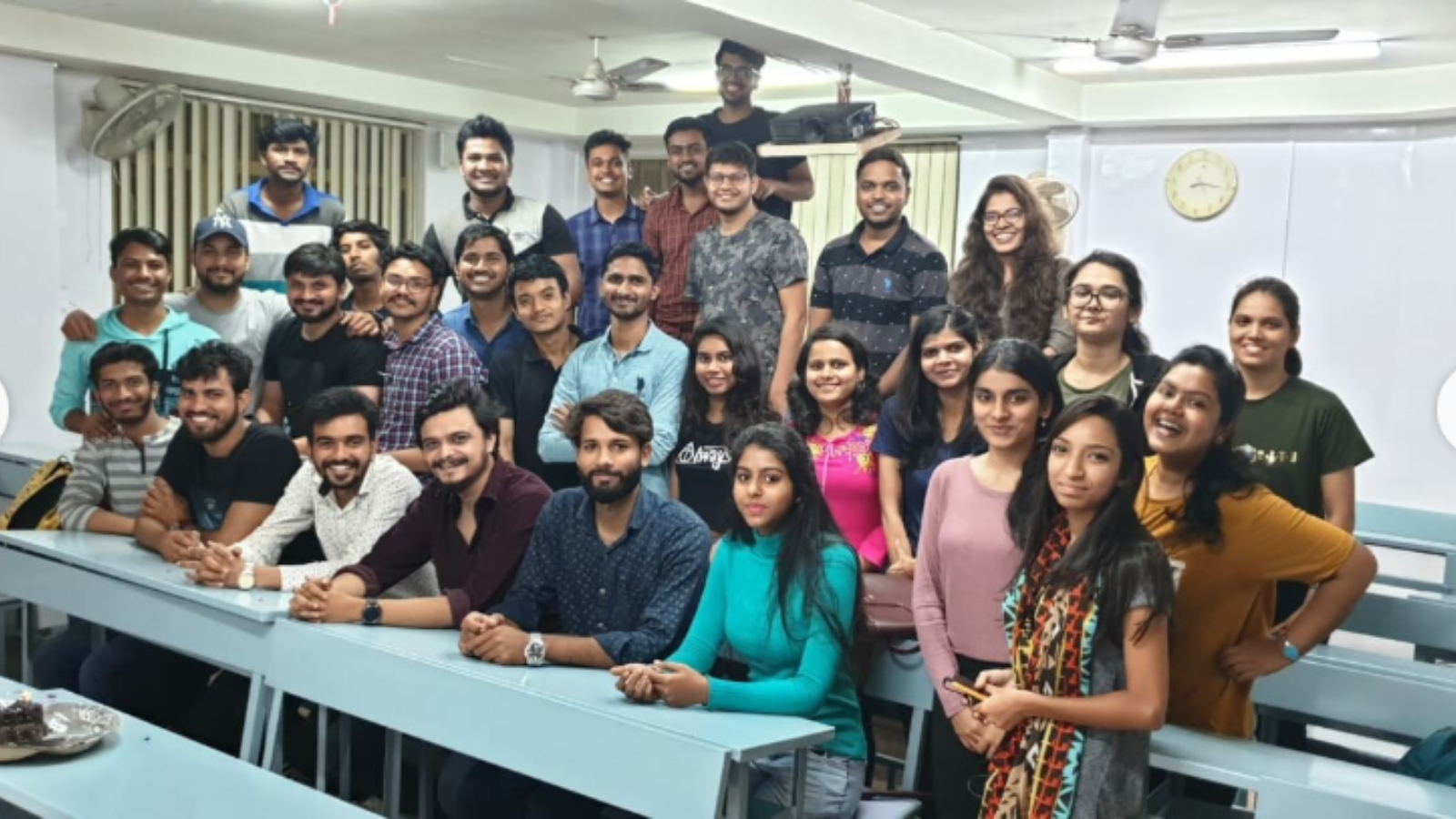 EQL CLASSES Pune  Hero Slider - 3