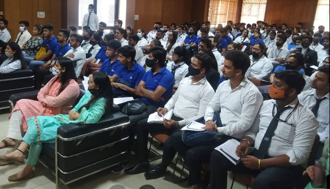 KARAT LAWZ ACADEMY Delhi  Hero Slider - 3
