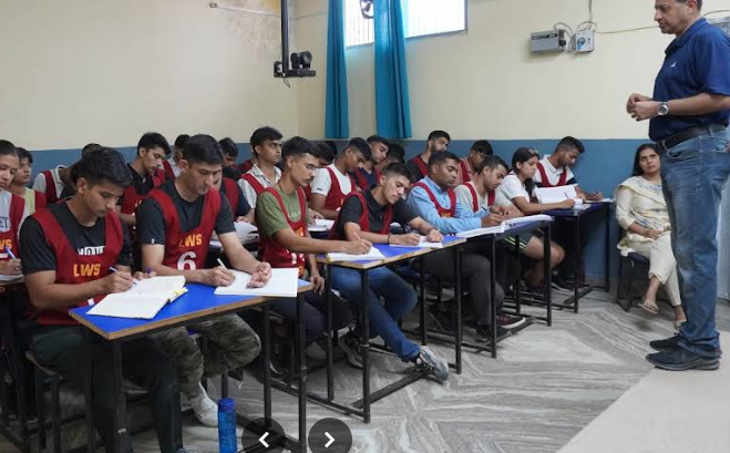 Learn With Sumit  Delhi   Hero Slider - 3