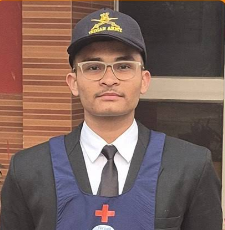 LWS Pune Topper Student 1 Photo