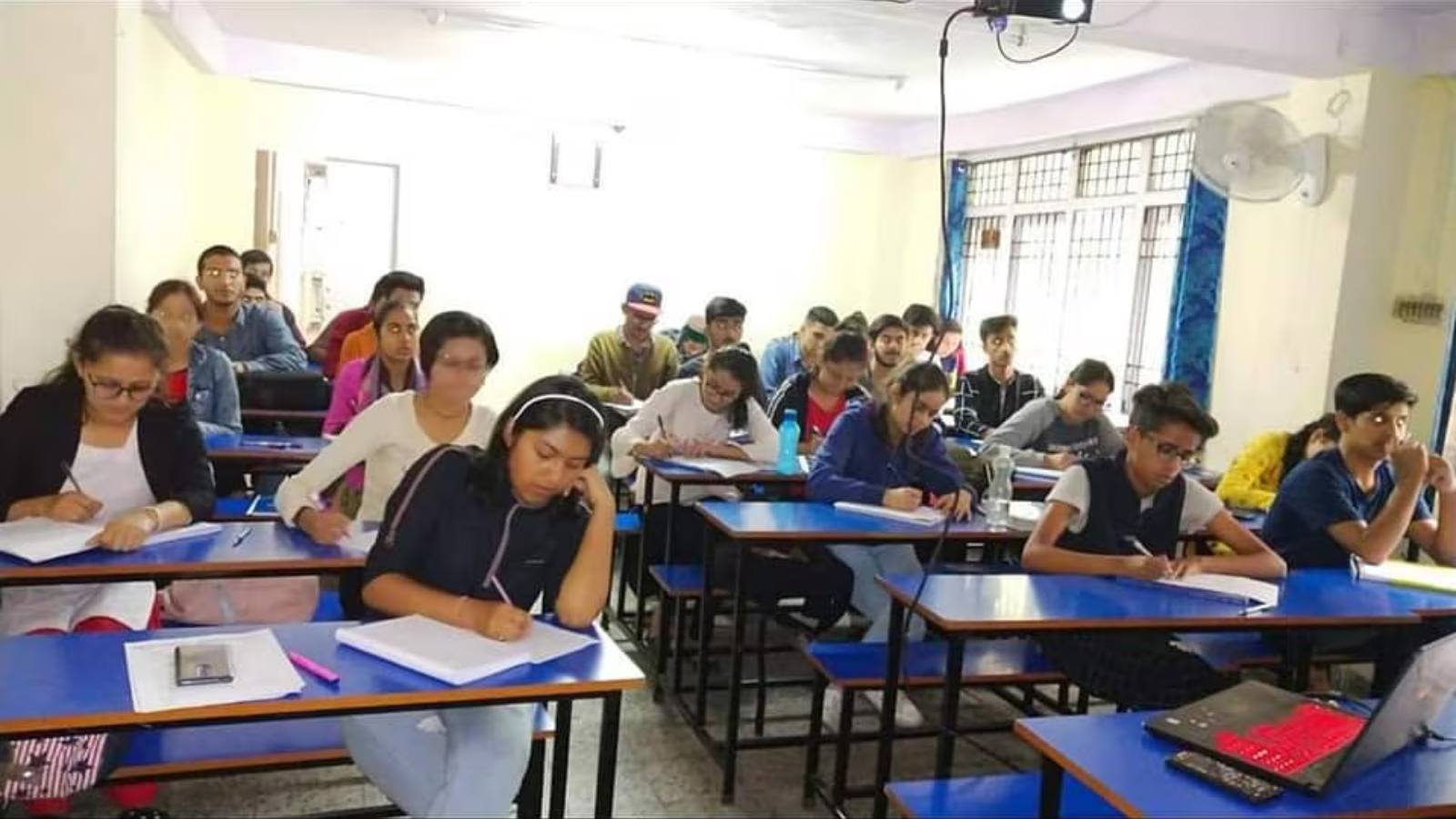 NG Vidyamandir Shimla Hero Slider - 1