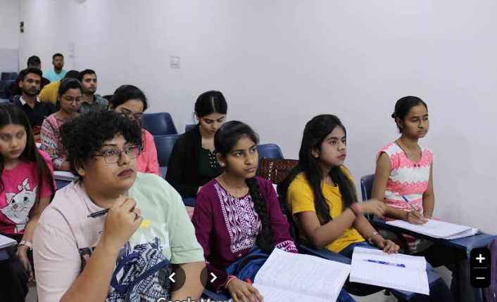 Yojna IAS Academy Delhi Hero Slider - 2